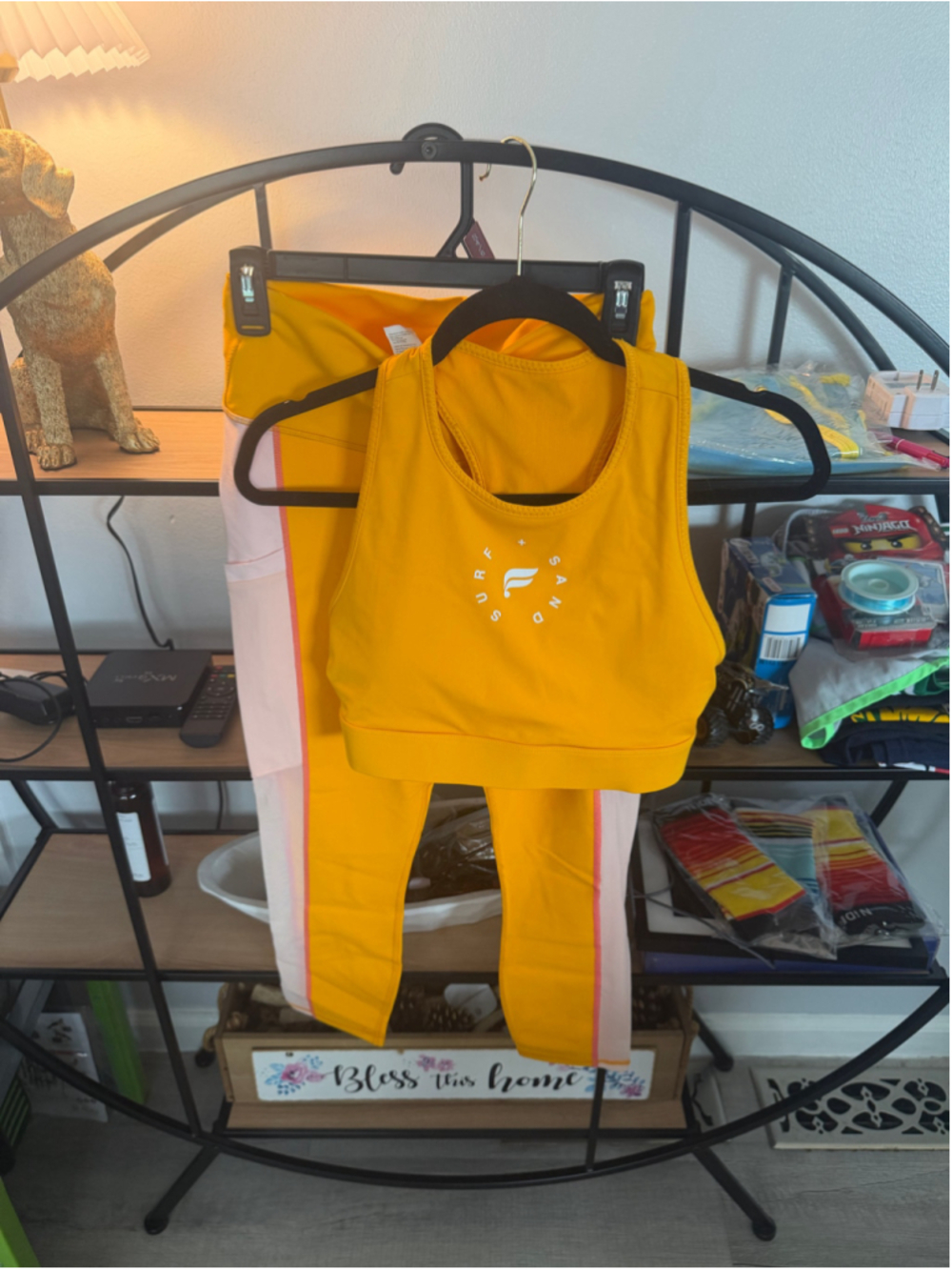 Women's Fabletics Leggings Set Size M Yellow and Pink